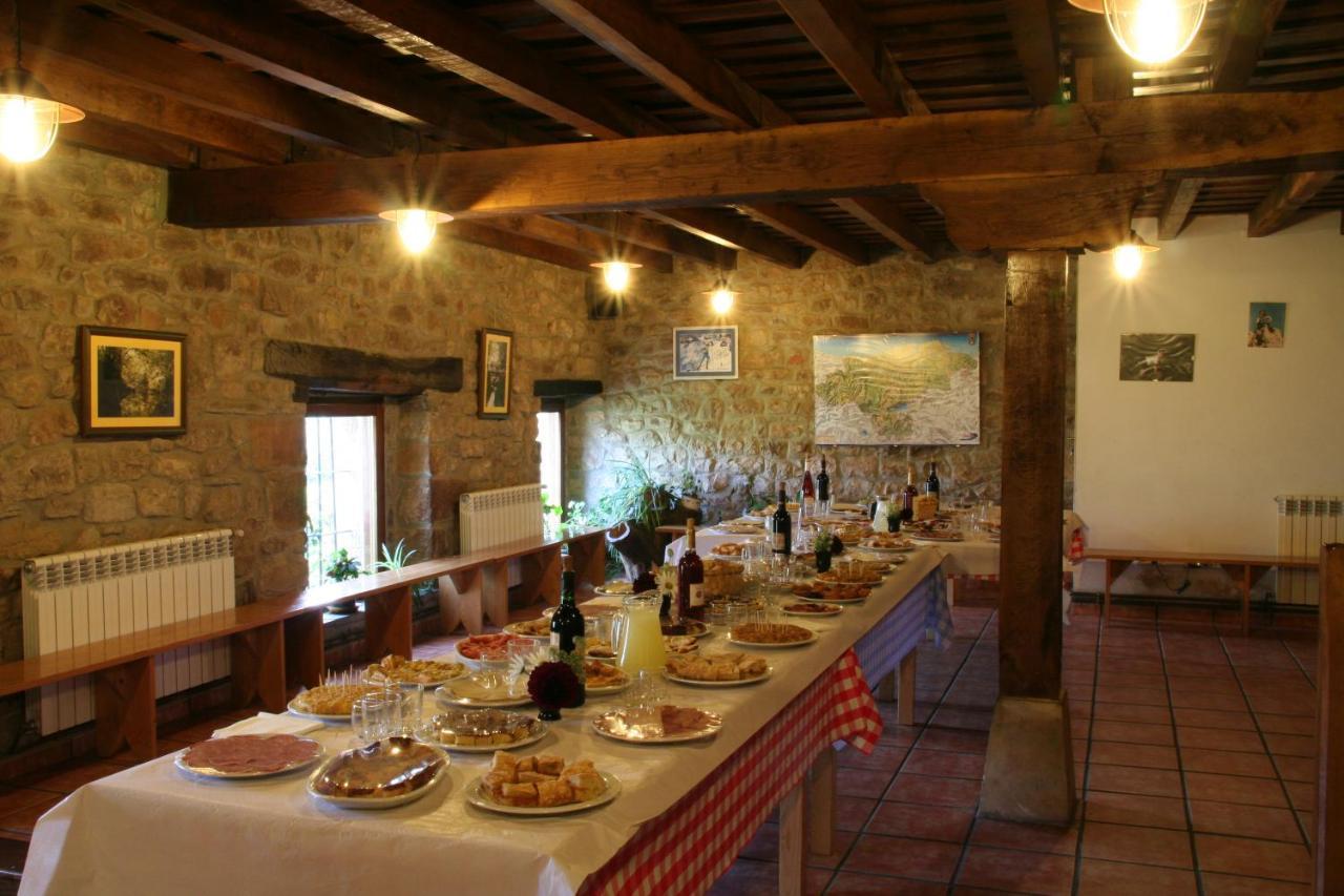 Albergue La Torre Santiurde de Reinosa Exteriör bild