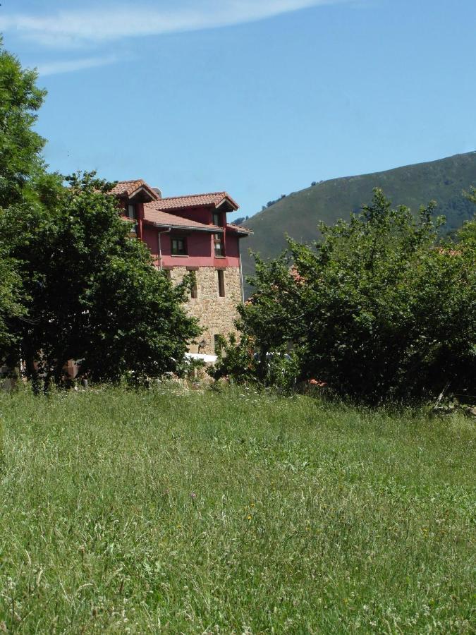 Albergue La Torre Santiurde de Reinosa Exteriör bild