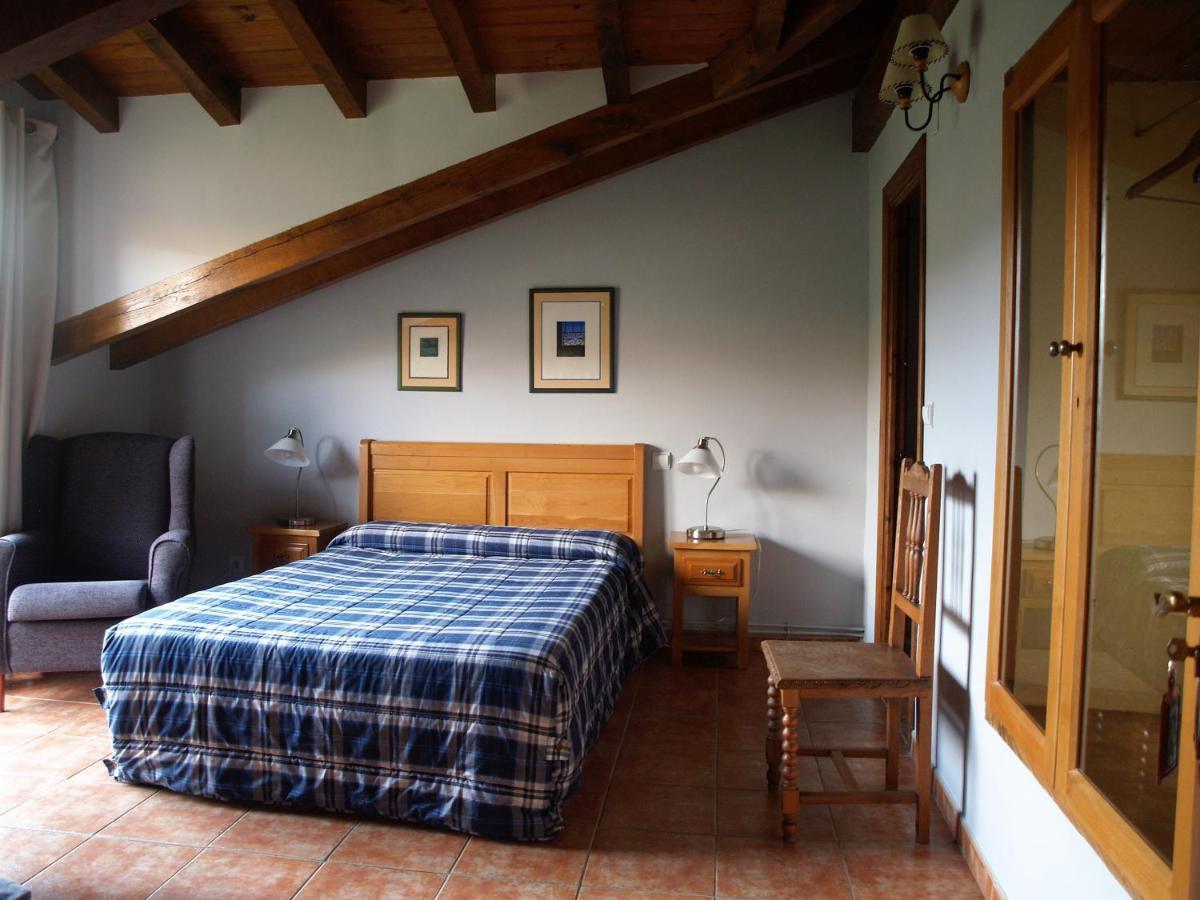 Albergue La Torre Santiurde de Reinosa Exteriör bild